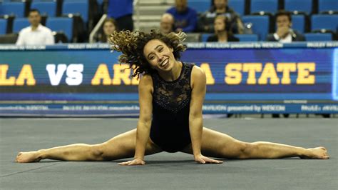 katelyn ohashi bikini|Powerful Women Athletes Who Stripped Down for ESPNs Body。